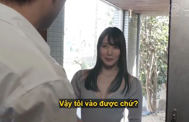 Anh chàng hàng xóm giàu sang bị cô em gái xinh tươi, mới dọn về cùng chồng, dụ dỗ quan hệ tình dục.